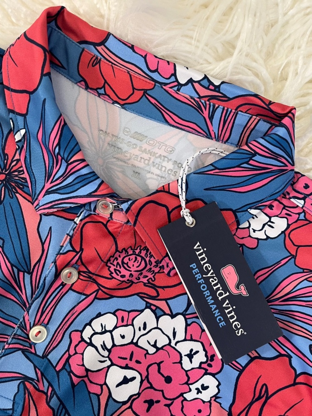 Vineyard Vines "Sanity Performance Polo in Floral Ocean Breeze Print" NWT